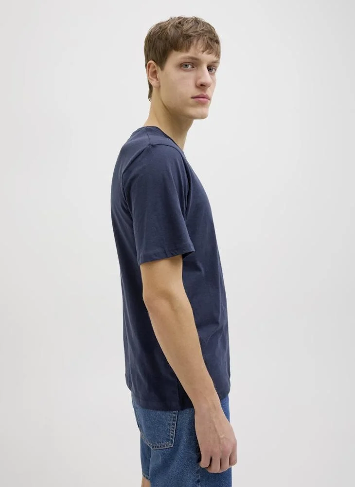 JJ Rebel Short Sleeve Crew Neck T-Shirt