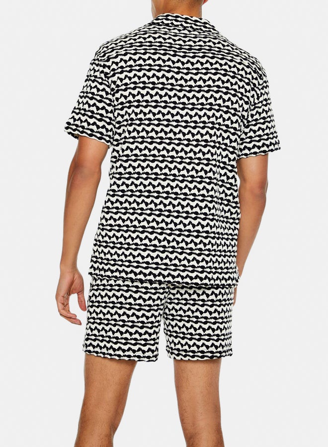 FOREVER 21 Textured Geo Cuban-Collar Shirt  - Image 5