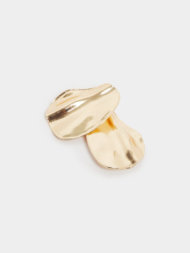 Styli Styli Casual Stud Earrings  - Image 3