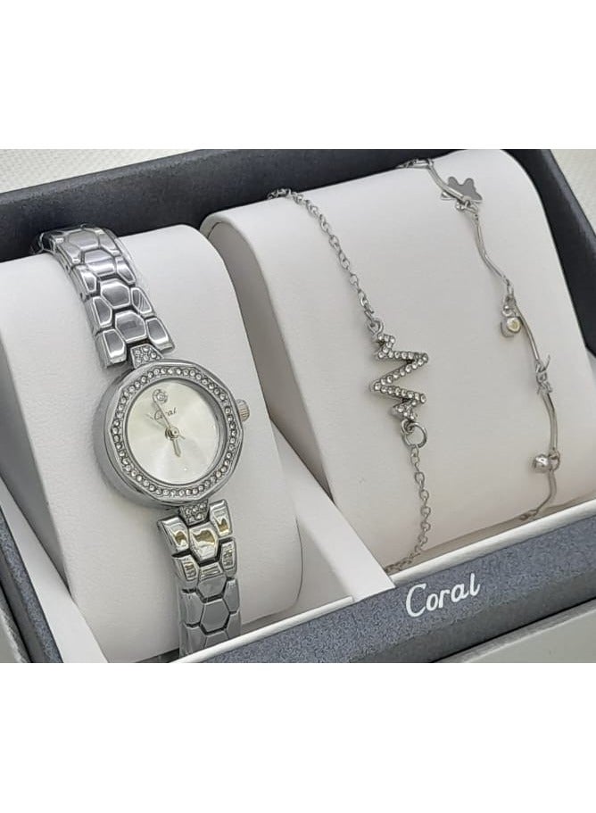 كورال طقم ساعة نسائي ماركة كورال بتصميم انيق مكون من -ساعة - -مع مجموعة اساور