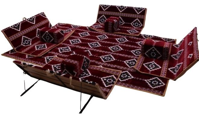 سمارت هوم مجموعة جلوس أرضية تراثية مكونة من 9 قطع مناسبة للسفر والرحلات  البرية والحديقة  , طقم فرشة تخييم ارضية مع اربع مراكى و 4 كراسي  وبساط من القماش عالي الجودة يكفي ل 8 أشخاص - Image 1