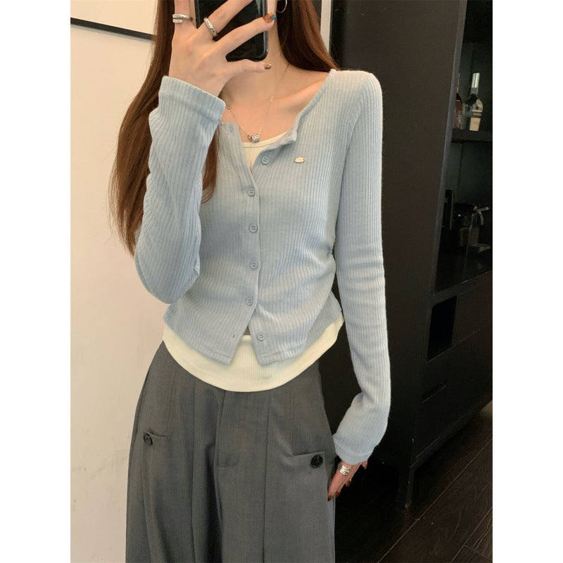 2025 Early Spring Contrast Color Single-Breasted Fake Two-Piece Pleated Design Long Sleeve T-Shirt - Image 1