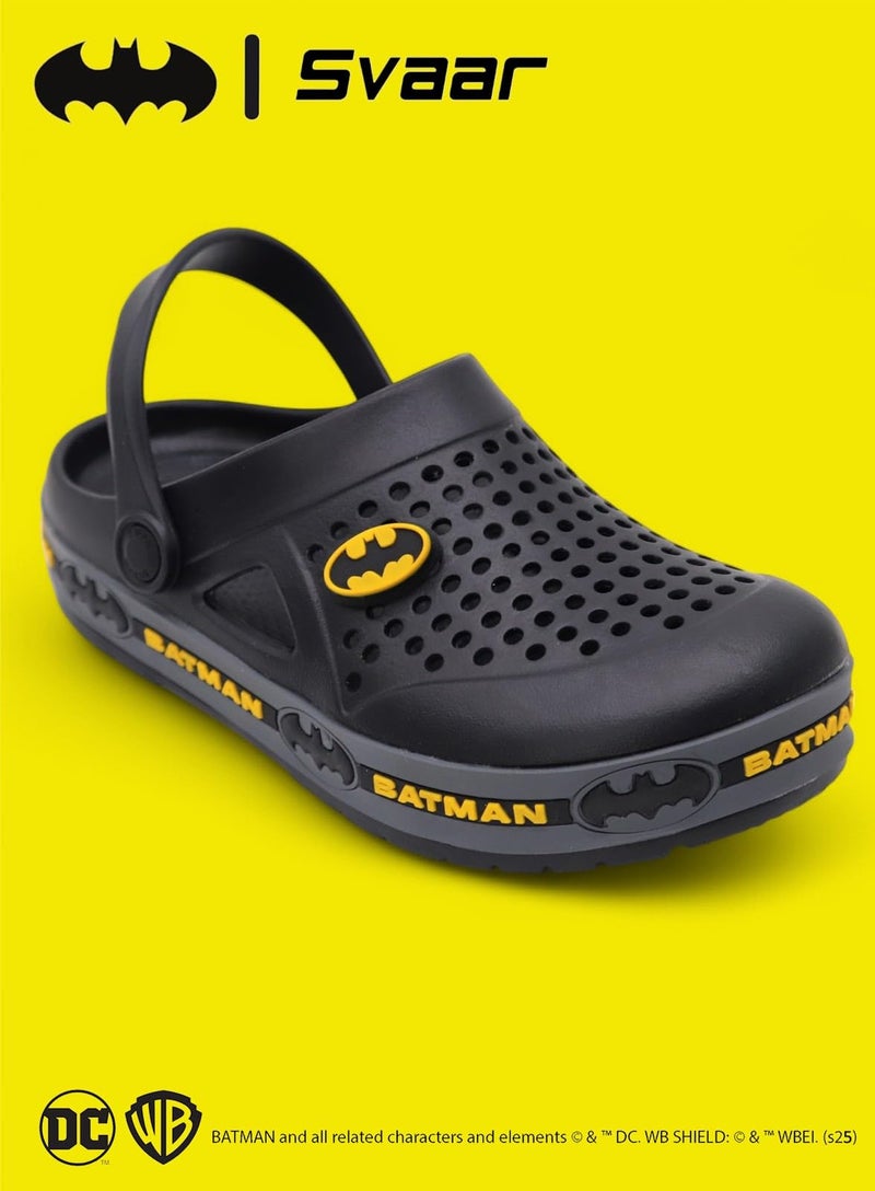 SVAAR Batman Men's Mysterious Clogs with Authentic Batman Charms and Adjustable Back Strap Black - Image 2