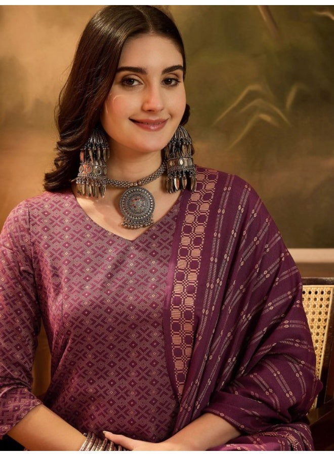 AKS Maroon A-Line Jacquard Cotton Kurta Set  - Image 2