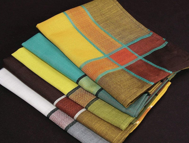 Fennco Styles Maison Beaujard Collection Modern Provenal 20 x 20 Inch Cloth Napkins Set of 4  Marigold Plaid Dinner Napkins for Banquets Family Dinners Special Events and Table Dco - Image 4