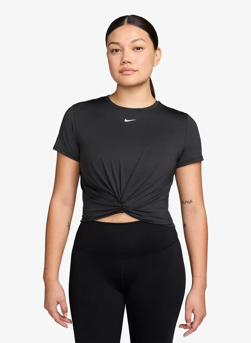 نايكي تيشيرت كلاسيك بلمسة مميزة