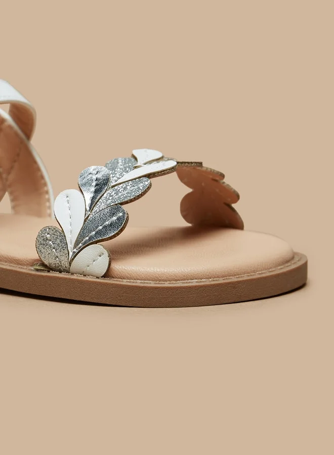 JUNIORS Girls Strappy Flat Sandals with Hook and Loop Closure