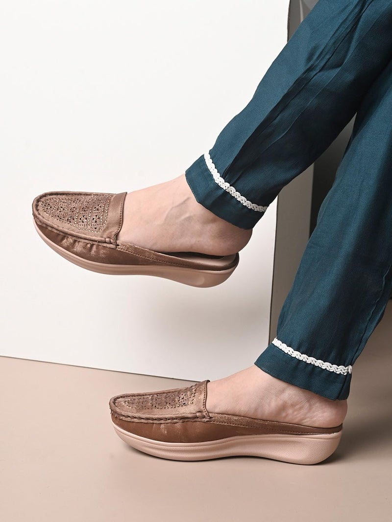 XE Looks Fashionable Women's Flat Mules – Tan Embellished Slip-On Mules with Stylish & Comfortable Cushioning and Non-Slip Sole for Girls & Womens UK-5 - Image 4