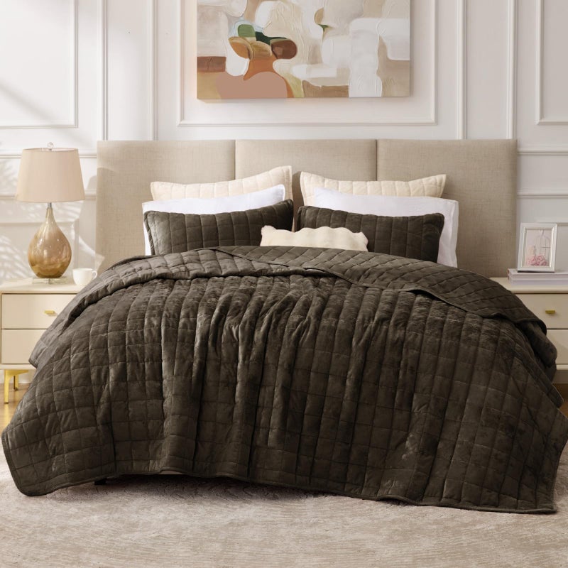 BEDELITE Velvet Quilt Set King Size - Luxury Velvet Comforter Bedding Set 3 Pieces, Lightweight Soft Cozy Mocha Brown Oversized Bedspread Coverlet for All Seasons with 2 Pillow Shams - Image 1