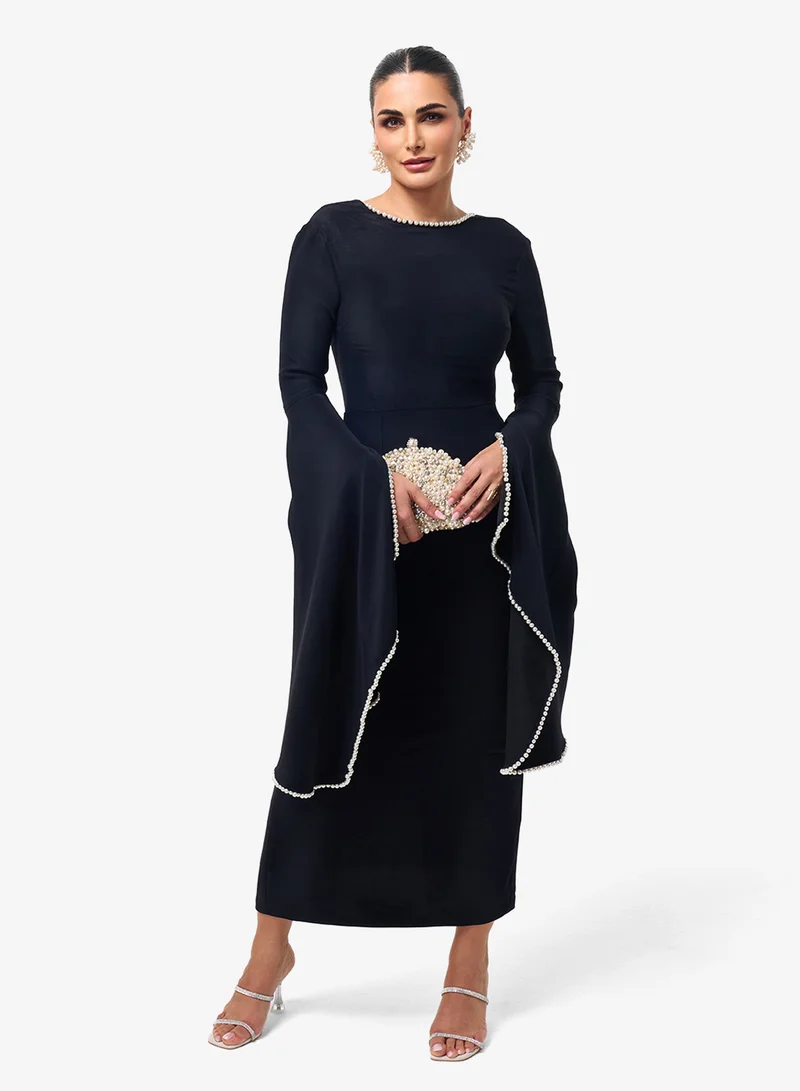 Threadz by Ajooni Flared Sleeve Crew Neck Midi Dress