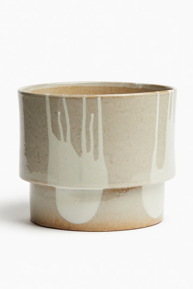 اتش اند ام وعاء زرع كبير من التيراكوتا