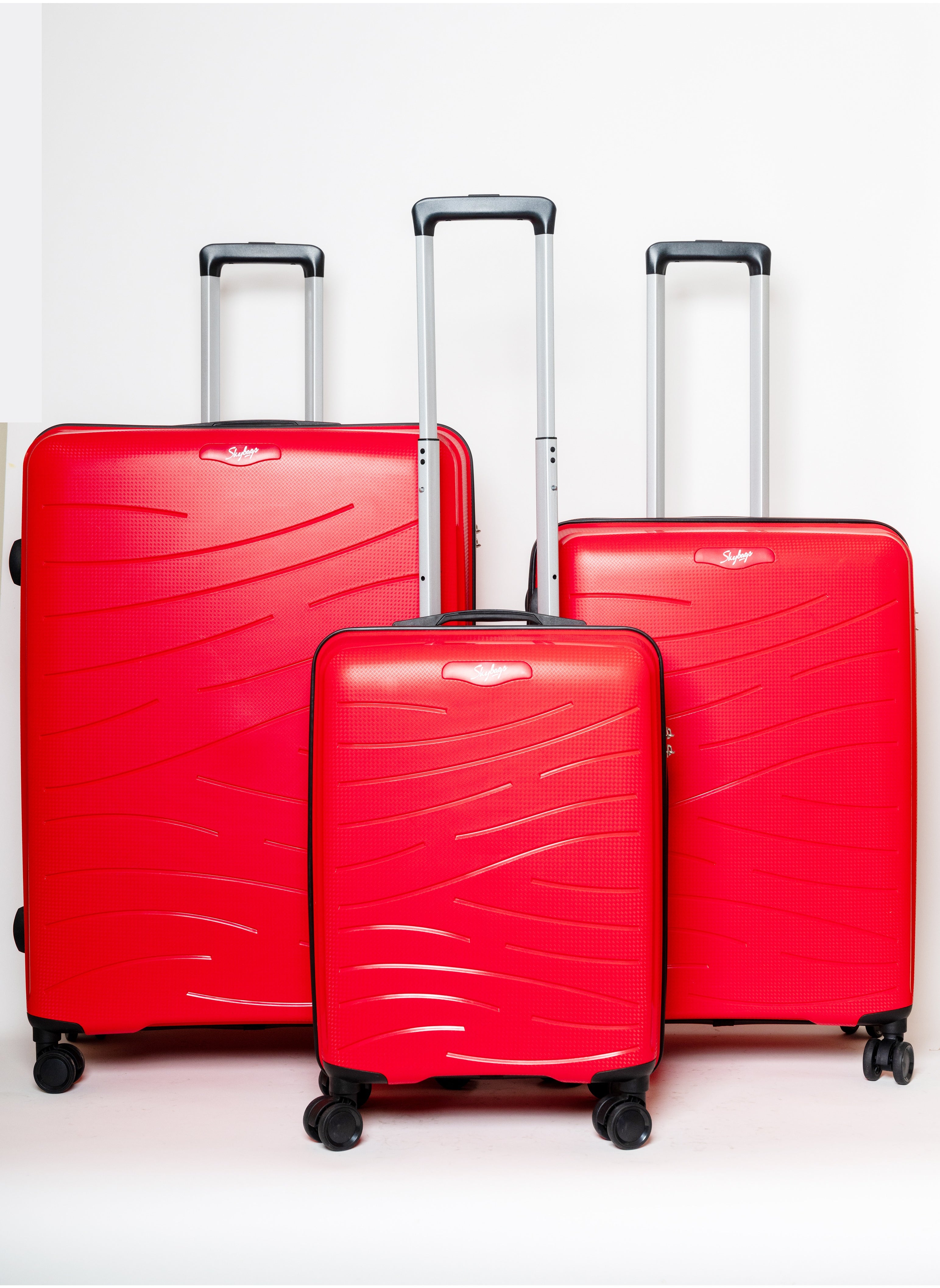 Set of 3 Polypropylene Solid Pattern Maxx 8W Luggage Trolly 360°|4 Wheeler| Cabin-55cm Medium-67, Large-79cm, Red 