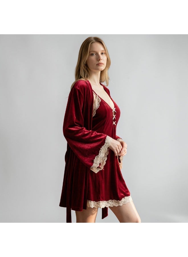 Velvet lingerie set with wide sleeves and lace trim - Image 2
