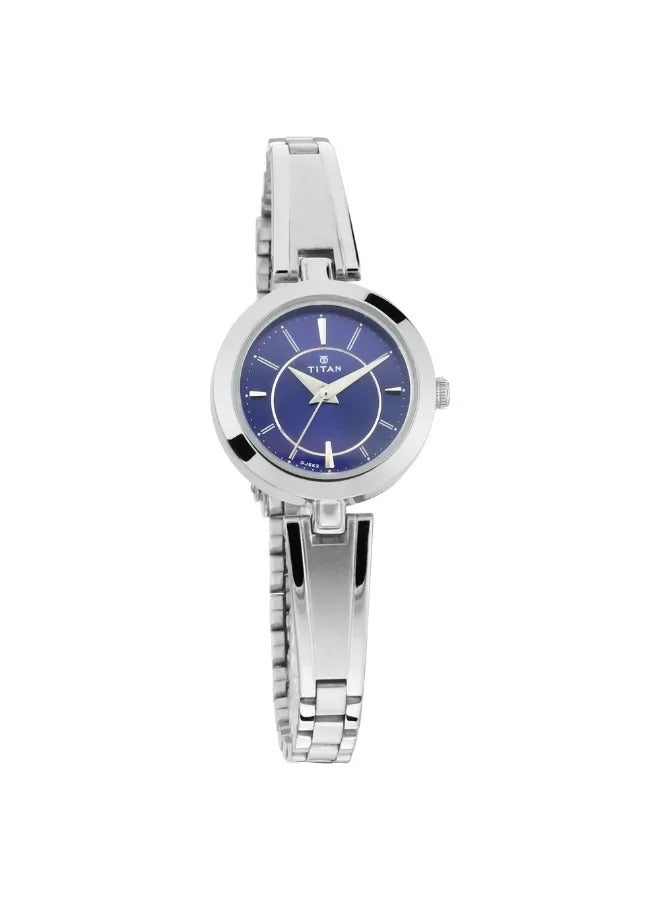 TITAN ساعة يد معدنية مستديرة أنالوج للسيدات - 2598SM03 - 32 مم - Image 2