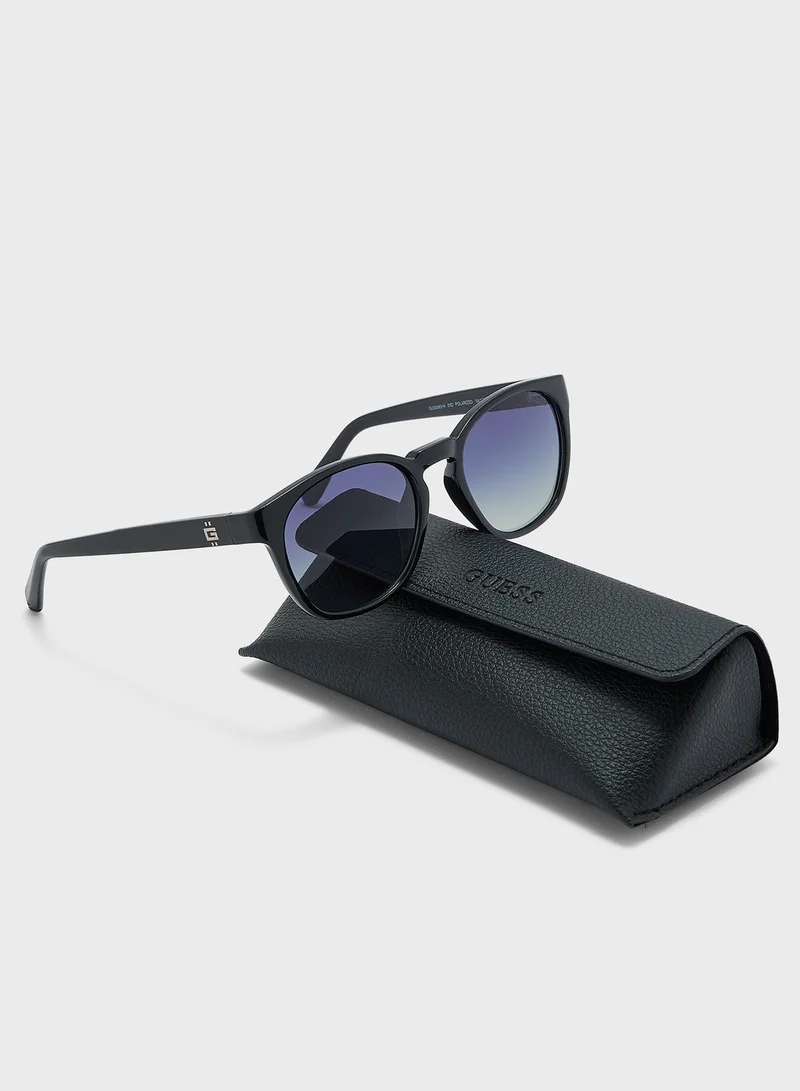 GUESS Round Shape Sunglasses