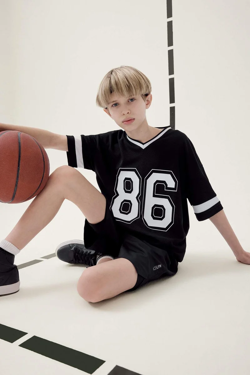 ديفاكتو Boy Oversize V Neck Printed T-Shirt