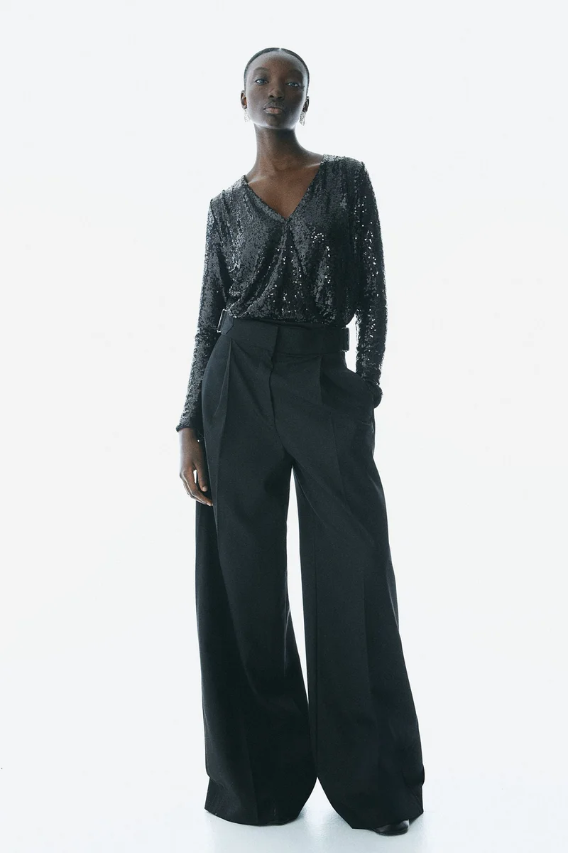 اتش اند ام Sequined Body