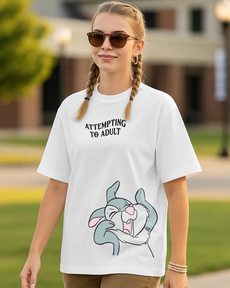 بيواكوف تيشيرت نسائي أبيض مطبوع برسومات محاولة البلوغ مقاس كبير