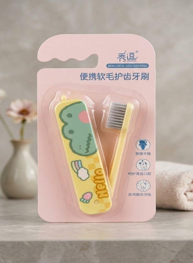DC DECORIO- A UNIQUE PRODUCT RANGE فرشاة أسنان قابلة للطي للأطفال من دي سي ديكوريو - فرشاة سفر محمولة للأطفال (أصفر) - Image 3