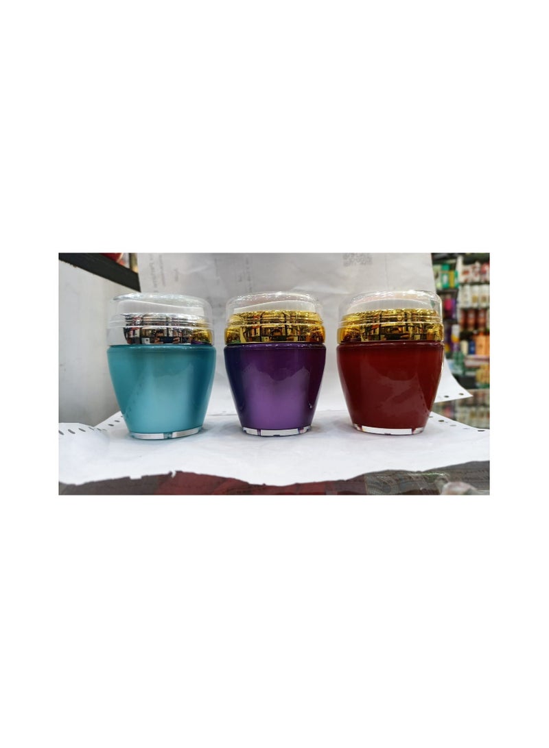 مخمريه من لمسه حرير لتعطير الجسم والشعر مكون من 3 عبوات بروايح مختلفه - Image 2