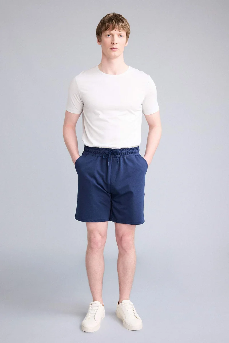 ديفاكتو Regular Fit Thin Sweatshirt Fabric Regular Hem Shorts