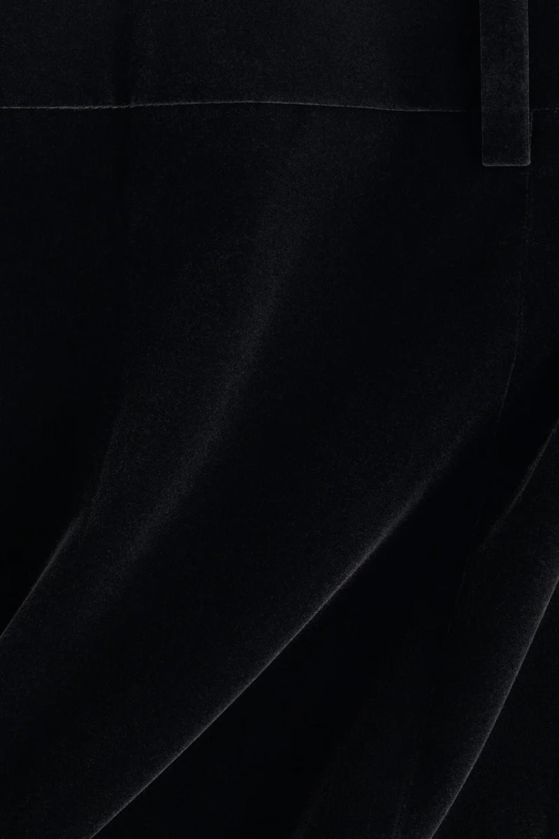 اتش اند ام تنورة ميني من الدنيم