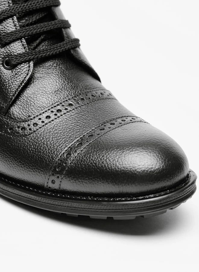 LBL by Shoexpress Men Solid Chukka Boots with Lace-Up Closure