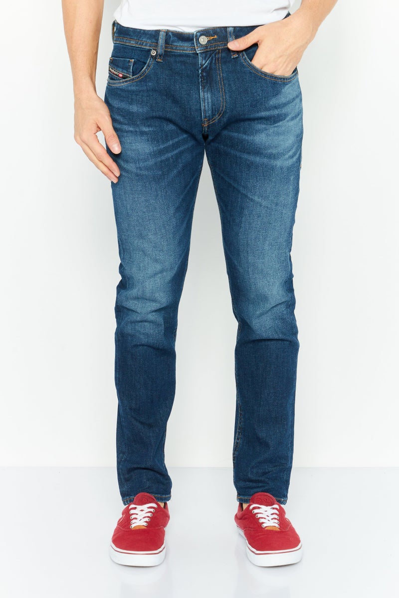 DIESEL جينز ضيق للرجال بتصميم مغسول وقابل للتمدد، أزرق داكن - Image 1