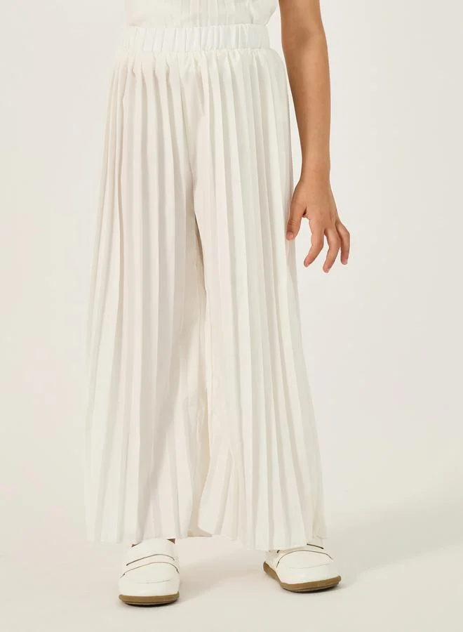Styli Floral Lace Insert Pleated Top and Pants Set