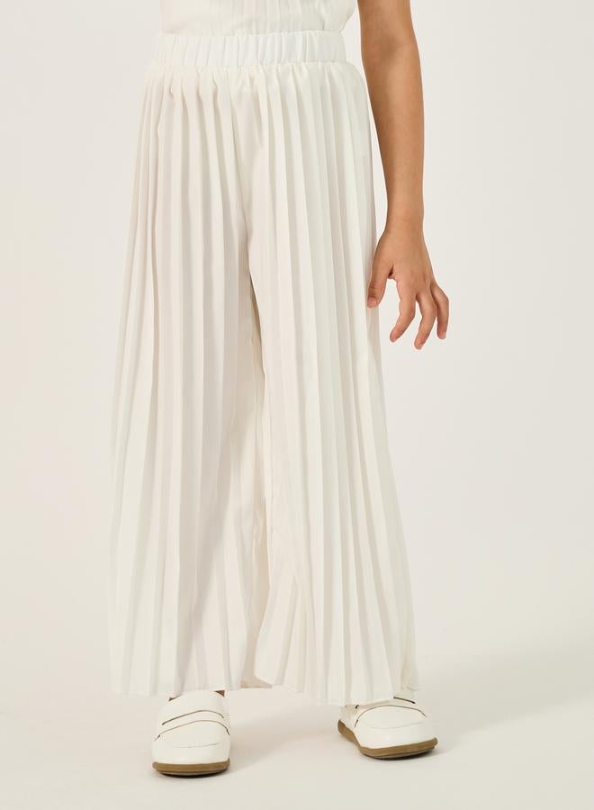 Styli Floral Lace Insert Pleated Top and Pants Set  - Image 4
