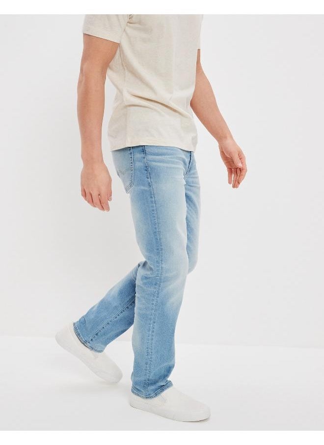 American Eagle - AE AirFlex+ بنطال جينز أصلي مستقيم - Image 1
