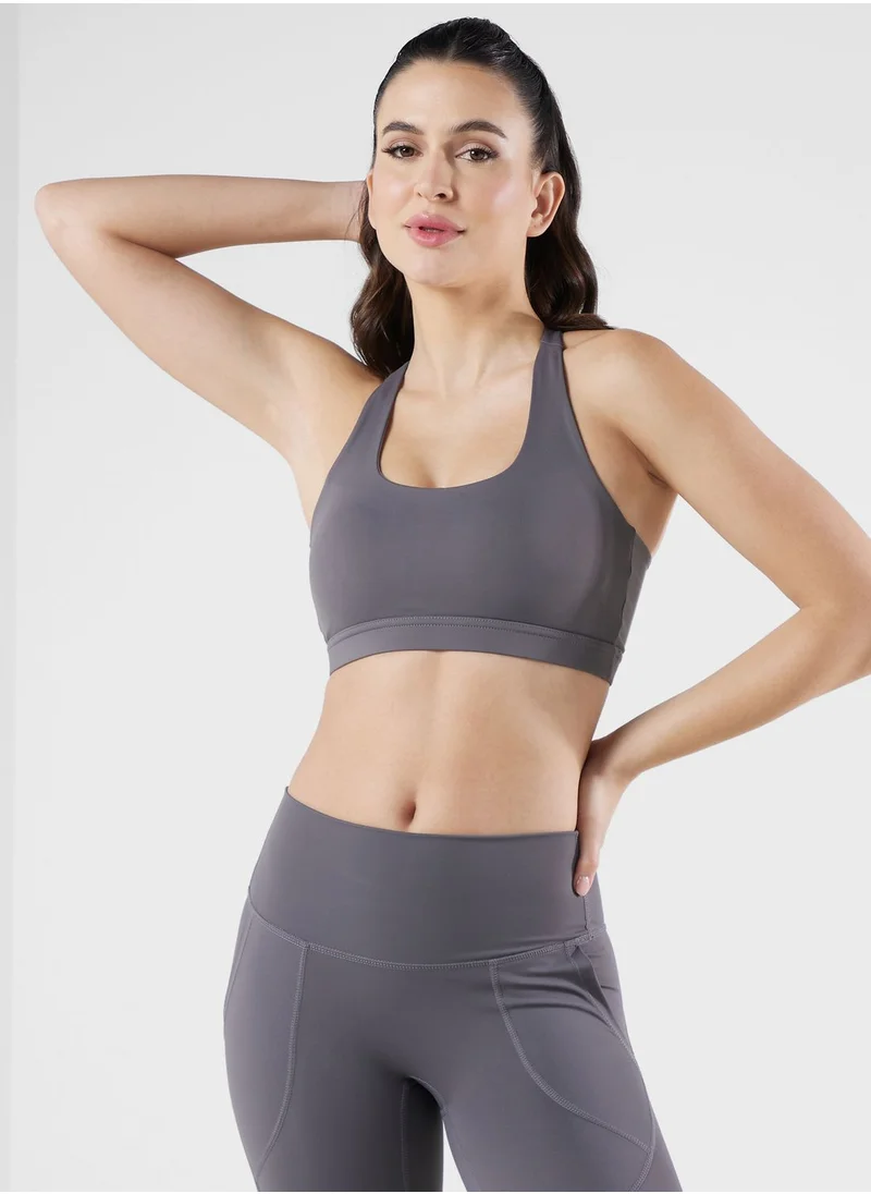 كون.يوغا Cross Back Sports Bra