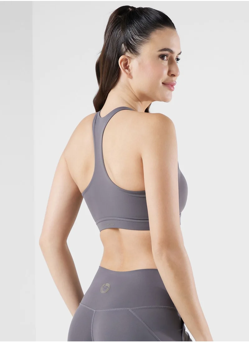 كون.يوغا Cross Back Sports Bra