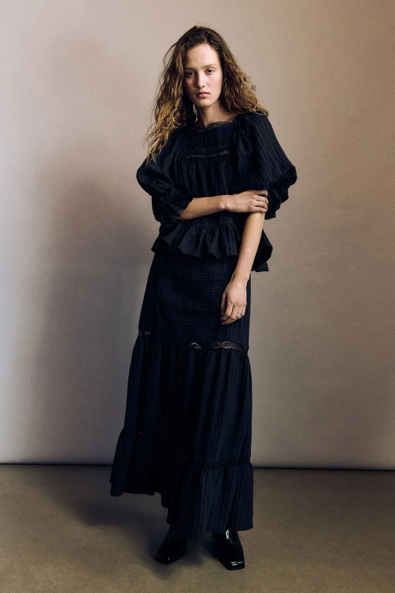 اتش اند ام بلوزة بأكمام منفوخة