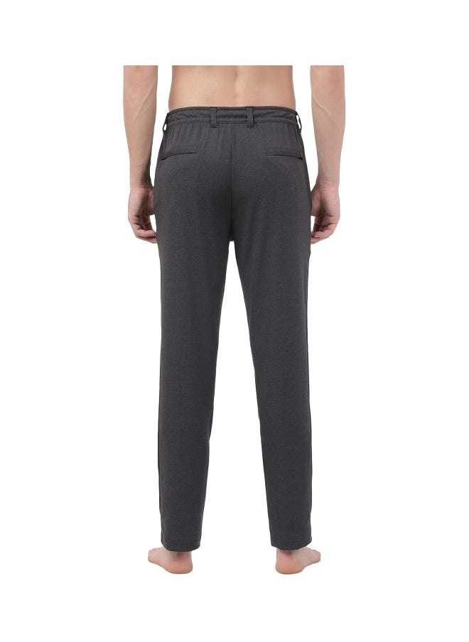 JOCKEY - بنطلون Jockey IM07 للرجال من الألياف الدقيقة بقصّة Slim Fit طوال اليوم مع جيوب جانبية وخلفية مريحة - Image 1