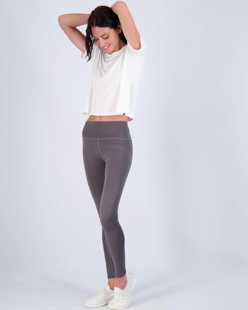 REALESSENTIALS Real Essentials 5 Pack: Women's Dry-Fit Crop Top Short Sleeve Shirts Workout Gym Cropped Athletic Tee (Available in Plus) - Set 3, S - Image 3