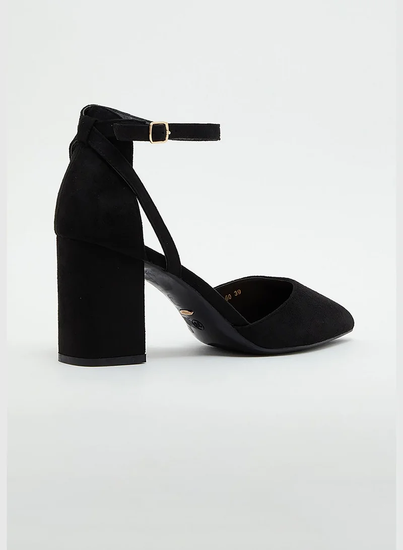 سي سي سي Block heel pump