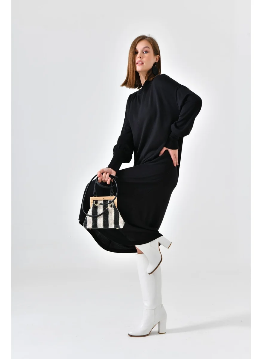 Garmi Women's Plain Basic Tunic Black
