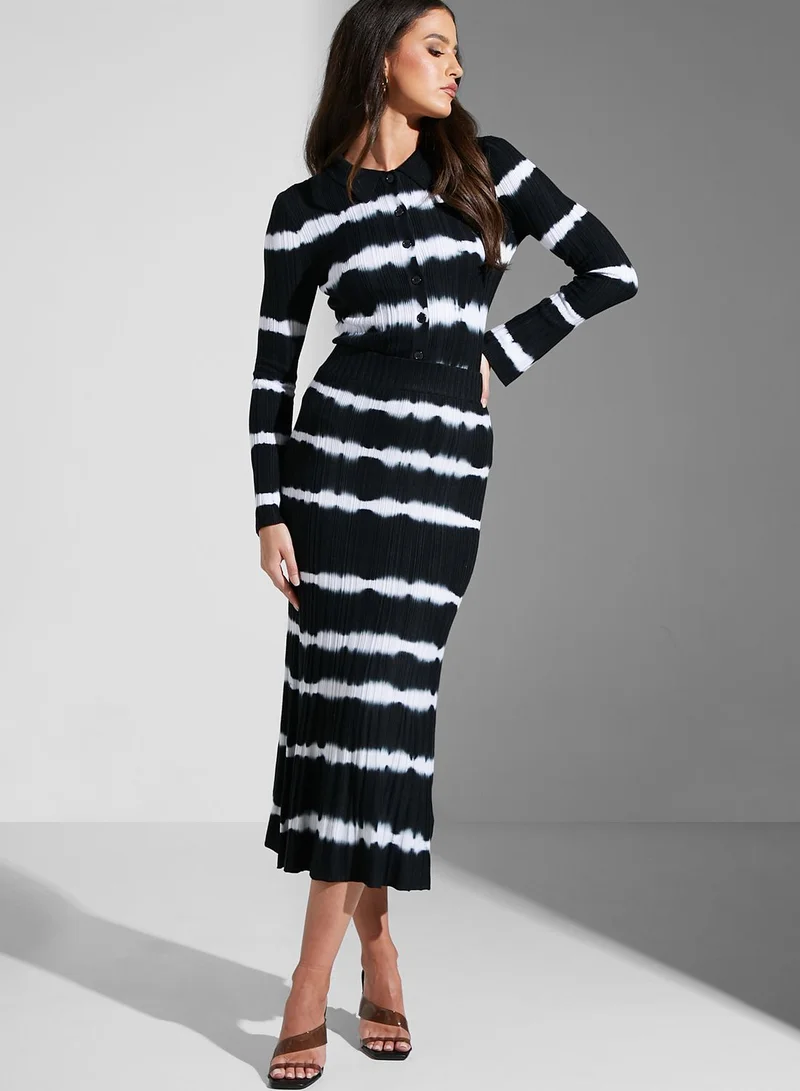 Cmeo collective Printed High Waist Skirt