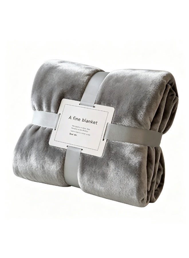 Thick Golden Mink Velvet Blanket, 100% Polyester (150 X 200 cm) — Reversible Design, Anti-Static And Pill-Resistant; Ideal For Use On The Sofa, For Naps, In The Car, And As Bedding - Image 1