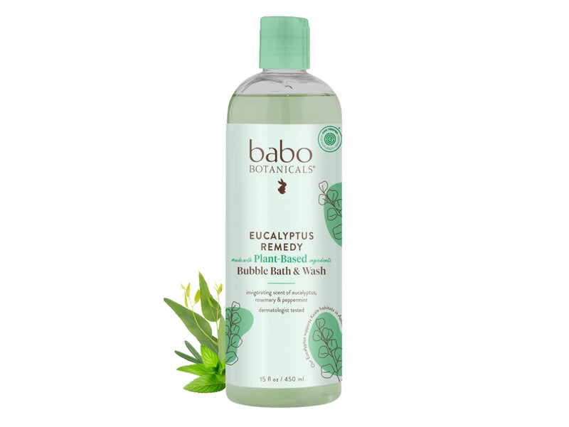 Babo Botanicals علاج بابل بوتانيكالز بالأوكالبتوس 2 في 1 غسول استحمام رغوي منشط بالأوكالبتوس وإكليل الجبل والنعناع لجميع الأعمار معتمد من EWG نباتي - Image 1