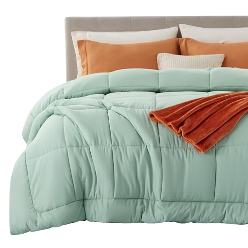 Bedsure Comforter Duvet Insert - Quilted Comforters King Size, All Season Duvet, GentleSoft Down Alternative Bedding, with 8 Tabs, Gifts for Women/Men, Sage Green, King 90 x 102 Inches - Image 1