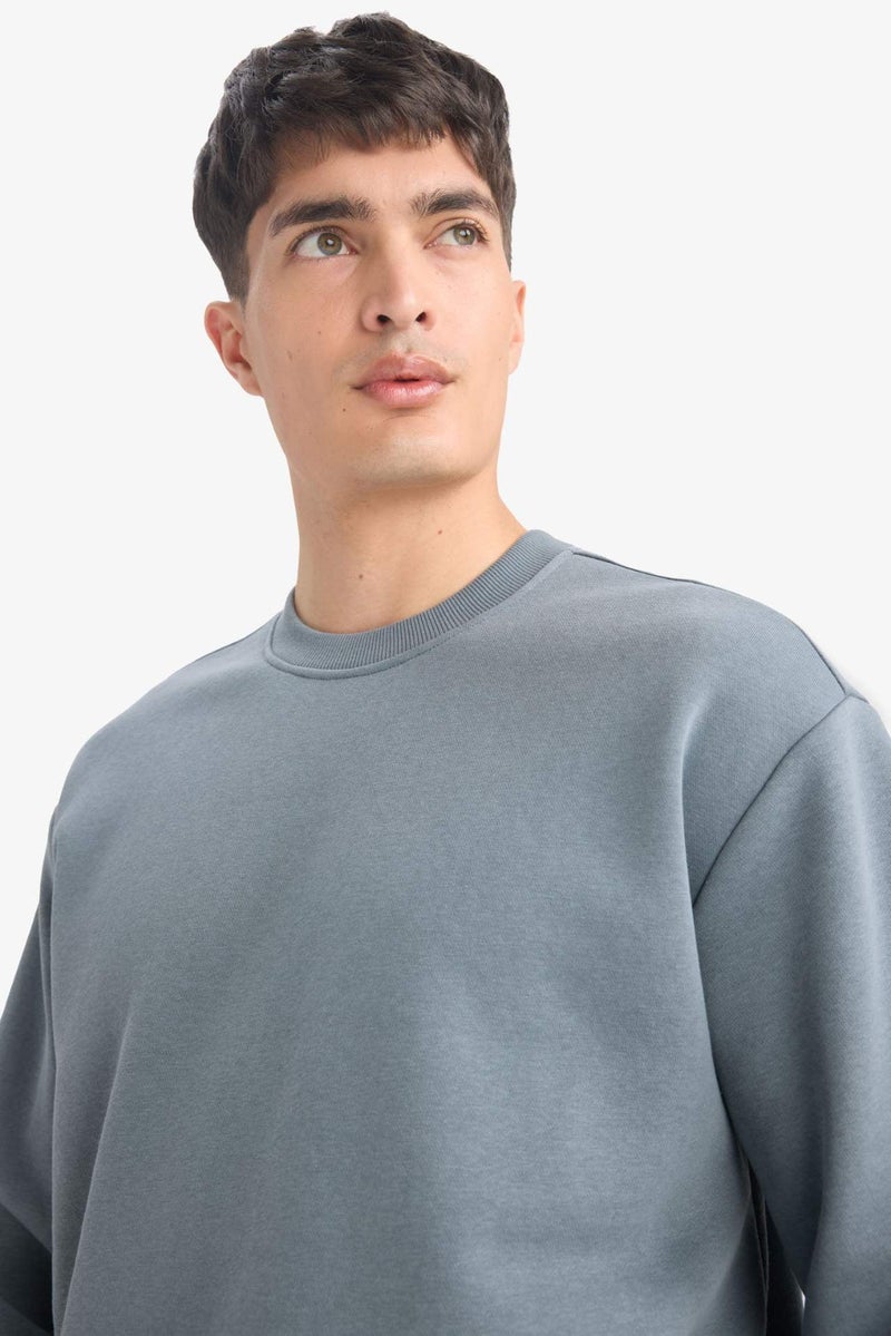 DeFacto Relax Fit Crew Neck Thick Basic Sweatshirt - Image 3