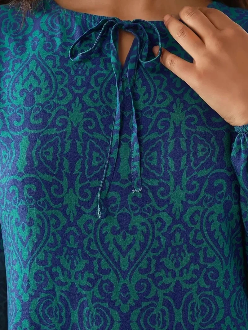 زوبعة فستان ماكسي مطبوع بياقة مستديرة