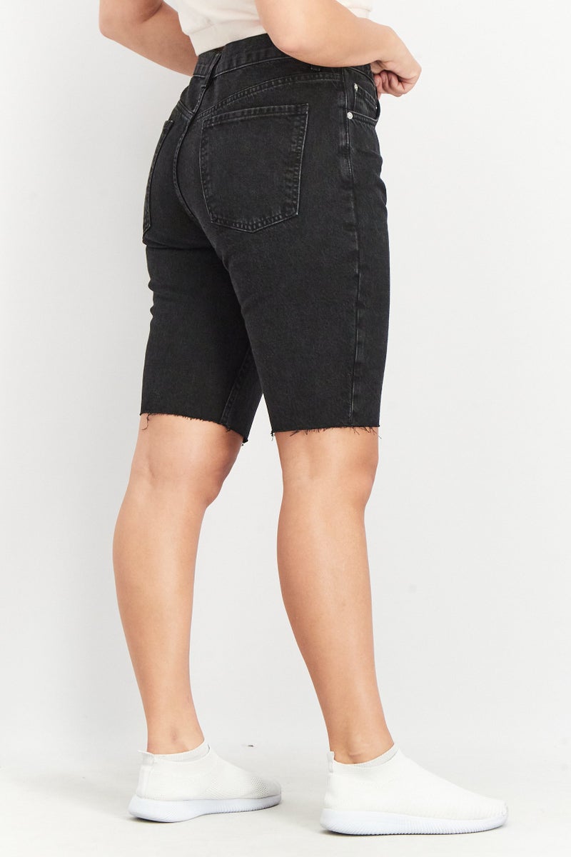 Asos Design Women Ribbed Denim Shorts, Washed Black - Image 2
