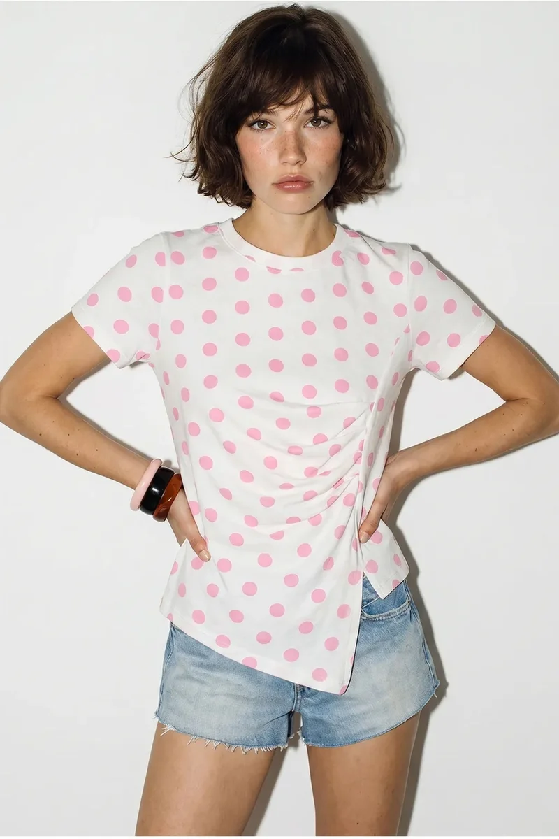 بيانكو لوتشي LUCCI Women's Fitted Polka Dot Crew Neck T-Shirt