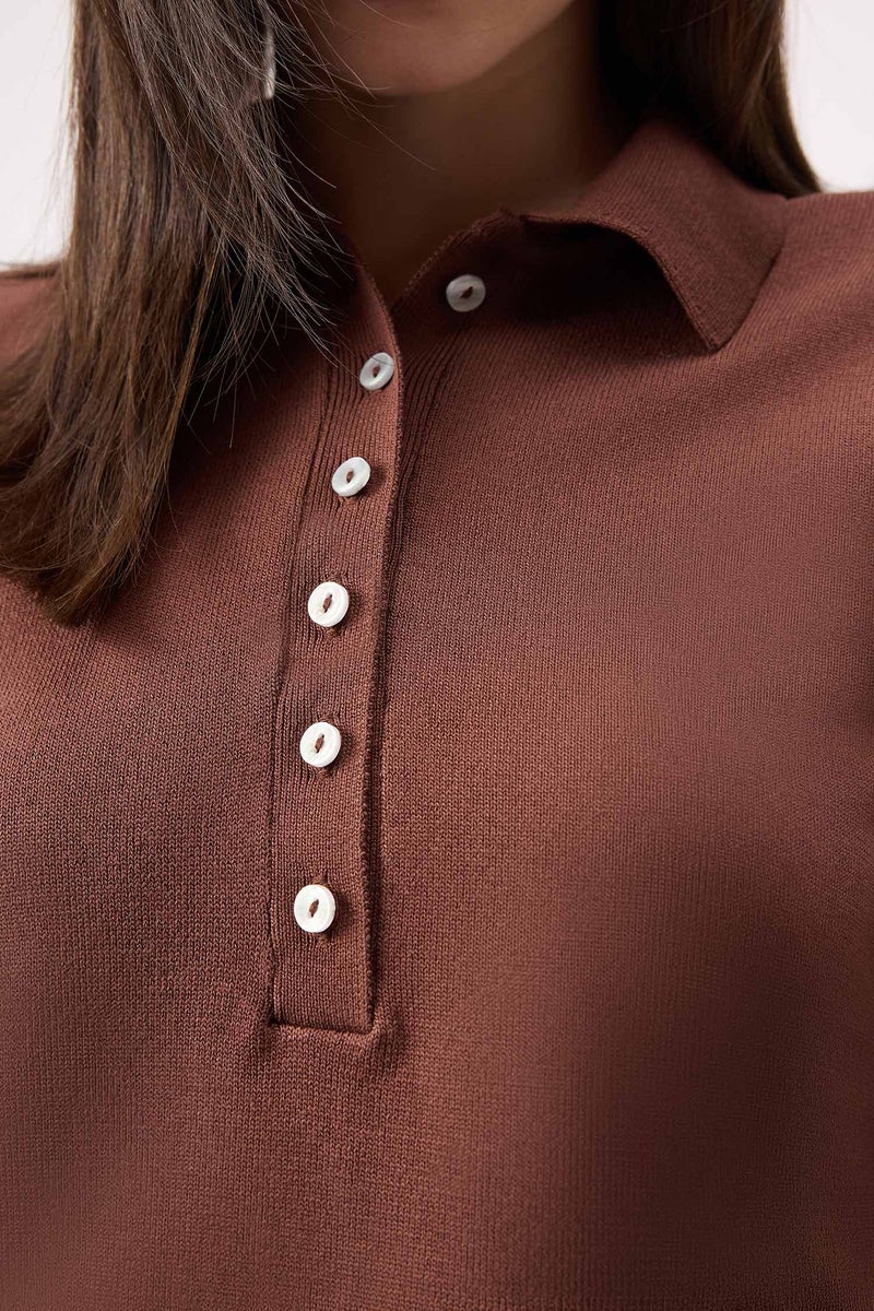 ديفاكتو بلوفر تريكو قصة عادية بياقة بولو  - Image 5