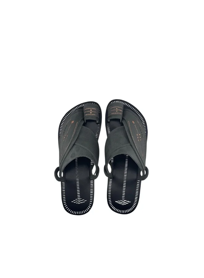 AL Fanoos Handcrafted heritage leather slippers