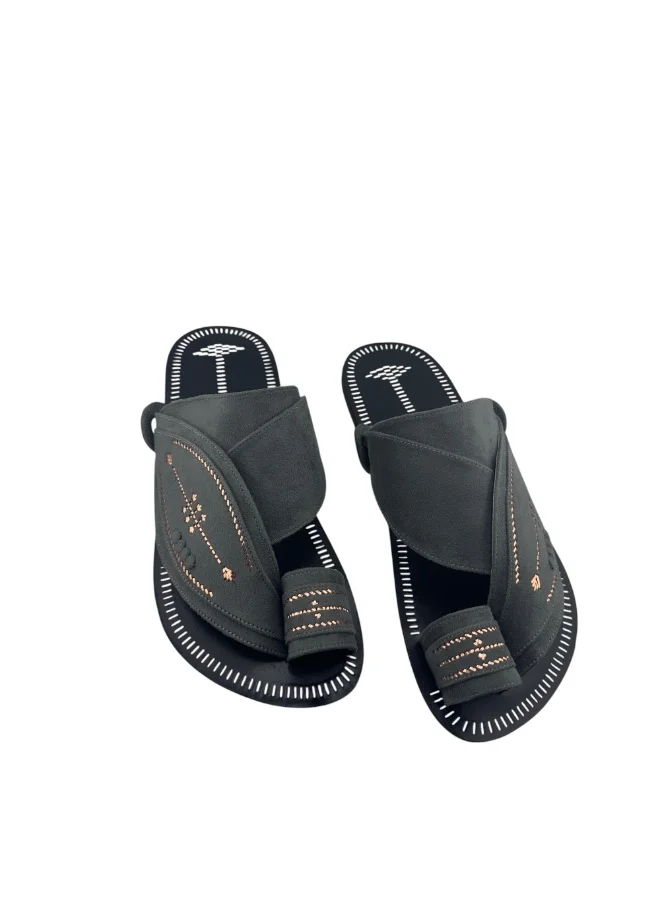 AL Fanoos Handcrafted heritage leather slippers