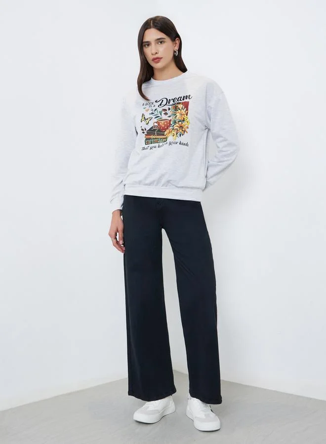 تايك تو سويت شيرت مطبع بطبعة جرافيك